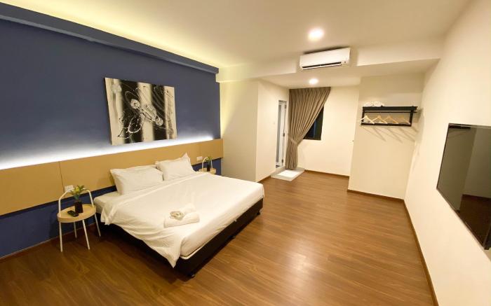 The Waterfront Apartment B202