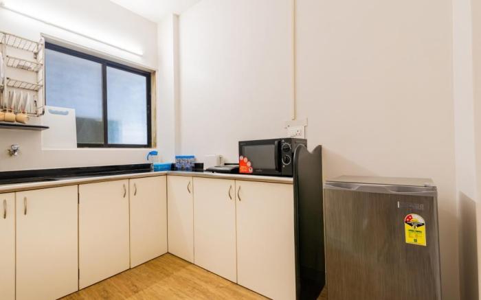 Perk 2 bedrooms +kitchen+ Wifi+close to station 