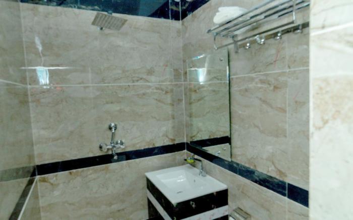 Hotel Chahal Residency