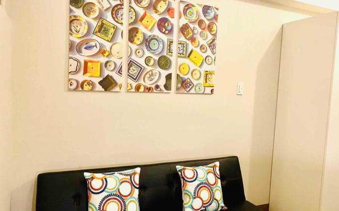Secret Paradise in Cubao (Dream Lovers' Suite)
