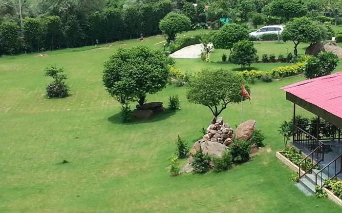 2BHK Farmhouse in Gurugram by MapMyRoom