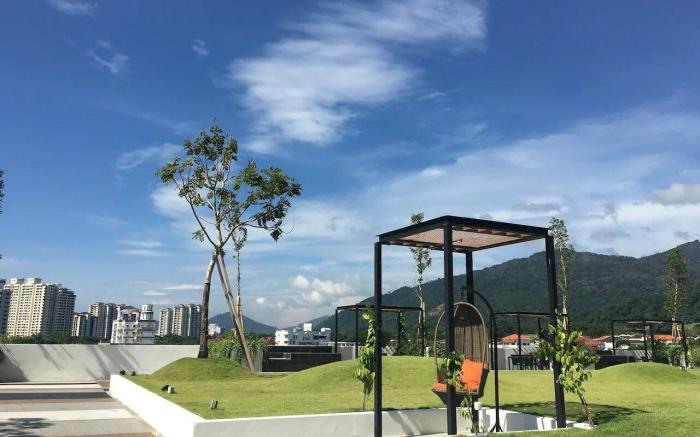 Minimalist  1-Bedroom Studio for 2-4pax- Pool View