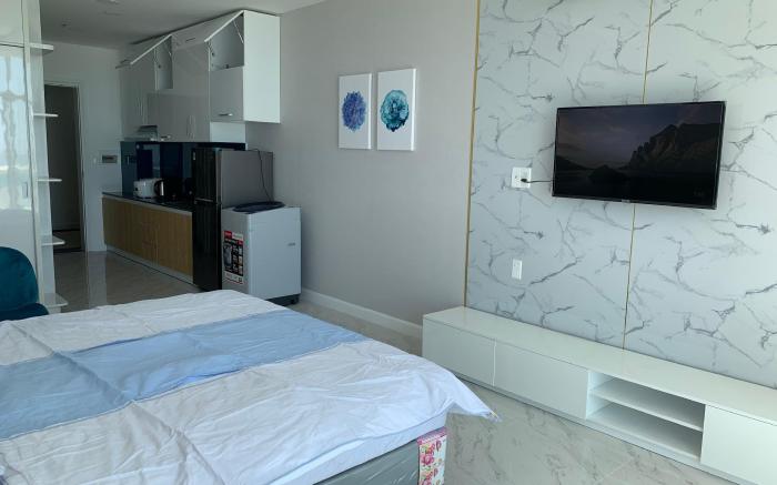 Sea View Comfortable apartment by the beach #b1