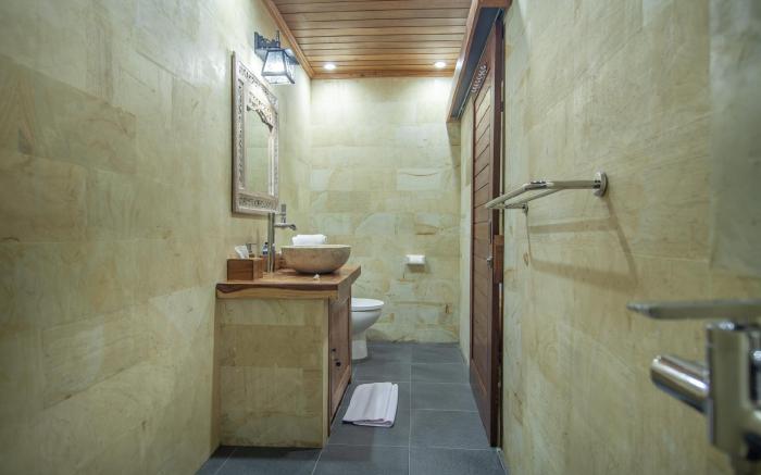 This  guest  house  is  perfect  for  honeymooner