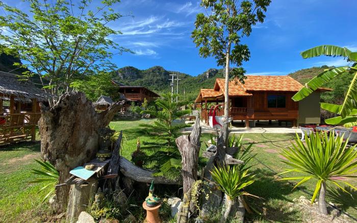 Deluxe Bungalow