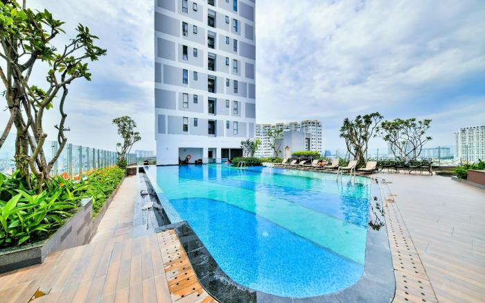 MODERN CITY APART-FREE Pool,Gym&5Min To EveryWhere