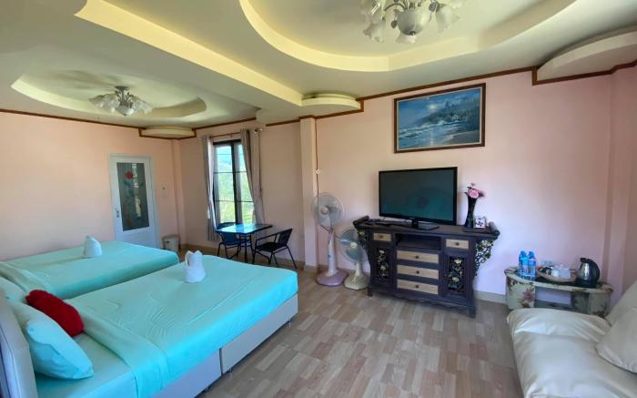 Rai Rung Khao Kho Resort(ไร่รุ่งเขาค้อรีสอร์ท)