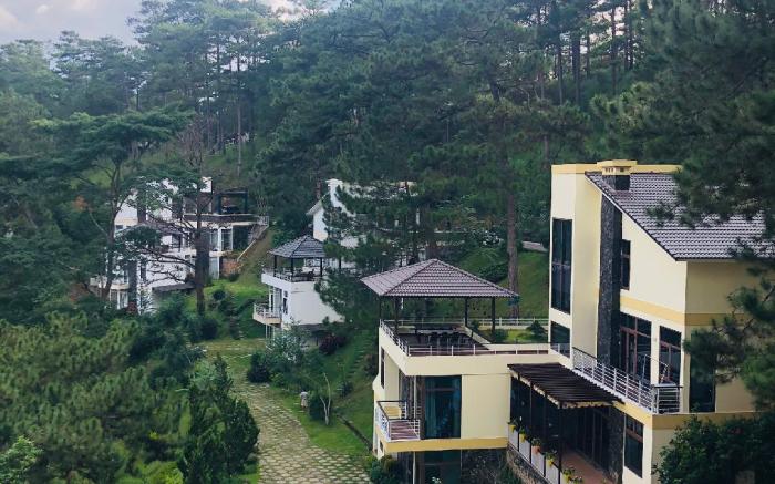 Lan Anh Villa - the price above is for the whole 4 Bedrooms.