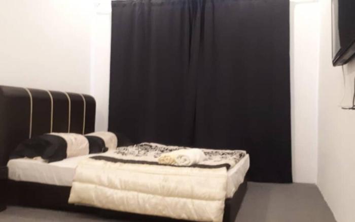 COMFORTABLE STAY ROOM 1