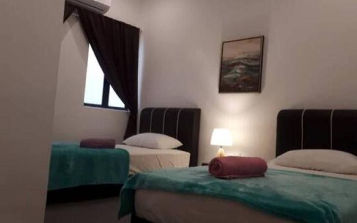 COMFORTABLE STAY ROOM 4