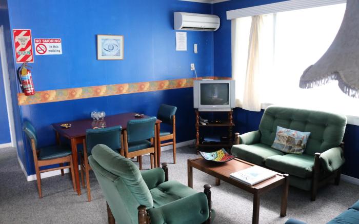 Atlantis Backpackers and Motel
