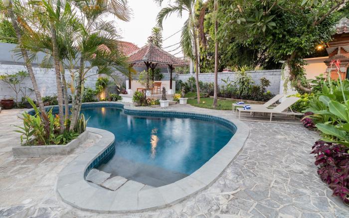 Villa Miracle Sanur - 200 metres to Beach