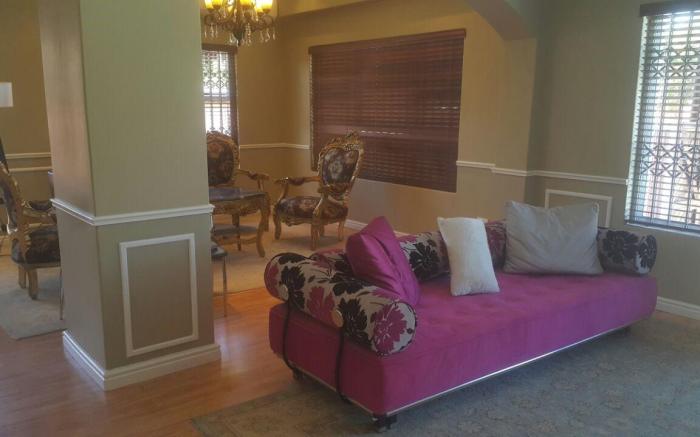 Beautiful 3 bedrooms in Century City