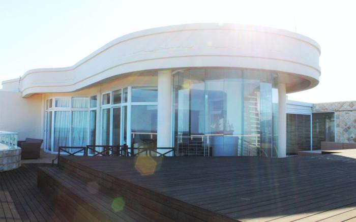 Beautiful Penthouse with spectacular seaviews