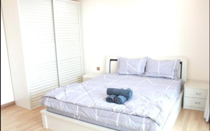 Great location!! Room next to Olympic stadium#C3