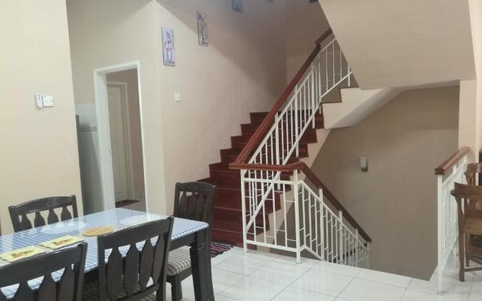 Relaxing & Comfy Puteri 6 Homestay