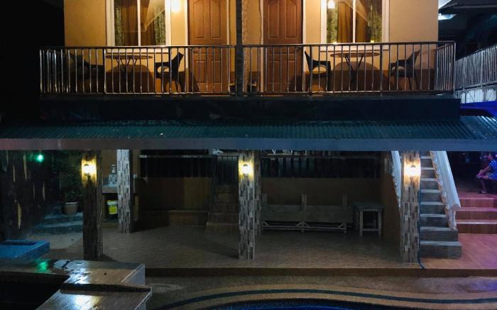 Seaview Beach Resort - Poolside Balcony Room