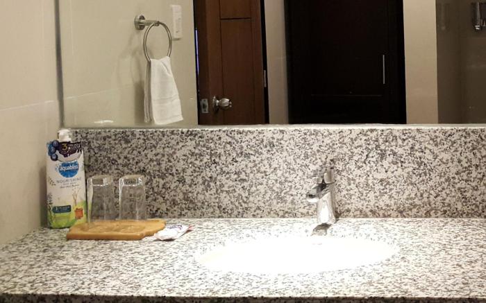 Relaxing Stay with Sea View at Arterra Mactan