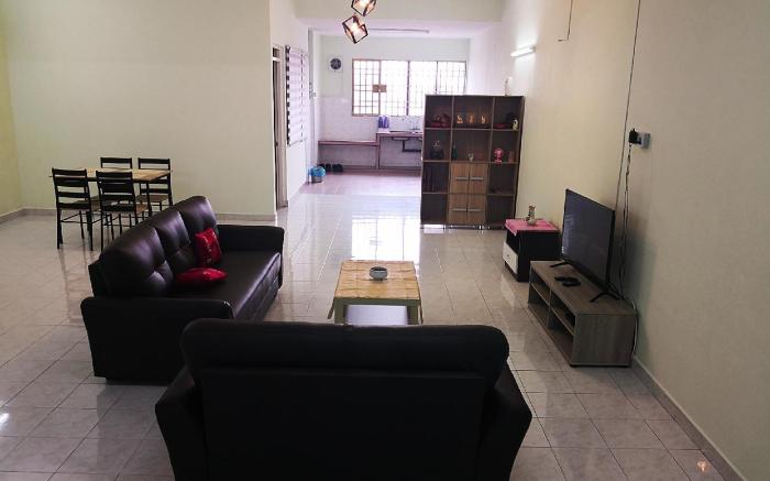 HP homestay tmn bertuah shoplot 1st floor wifi 