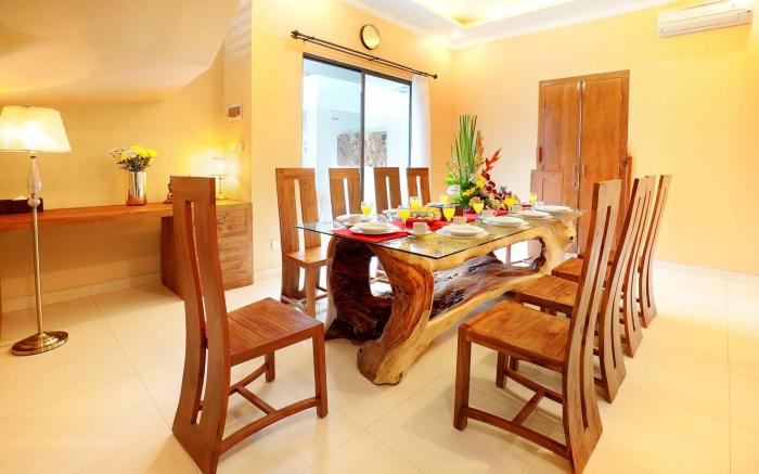 LUXURY VILLA ALESANDRA Seminyak 5min Bike To BEACH