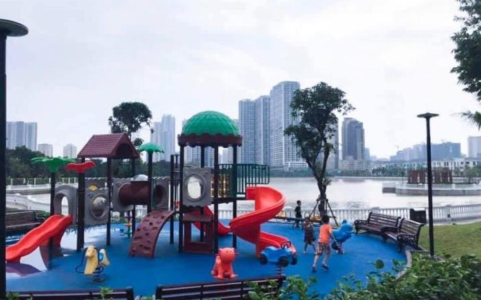 A-Homes Green Bay Luxury Apartment 1.2