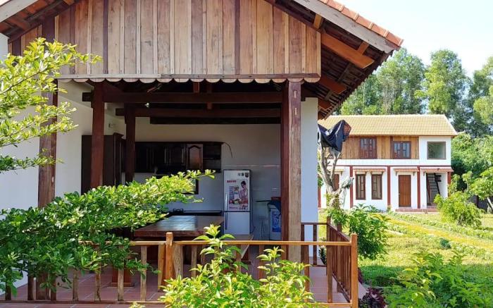 CocoPalm Villa near Beach - Mango Room
