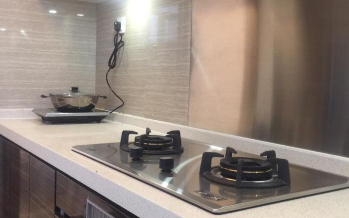 Warm Suite Above R&F Mall @ R&F Princess Cove