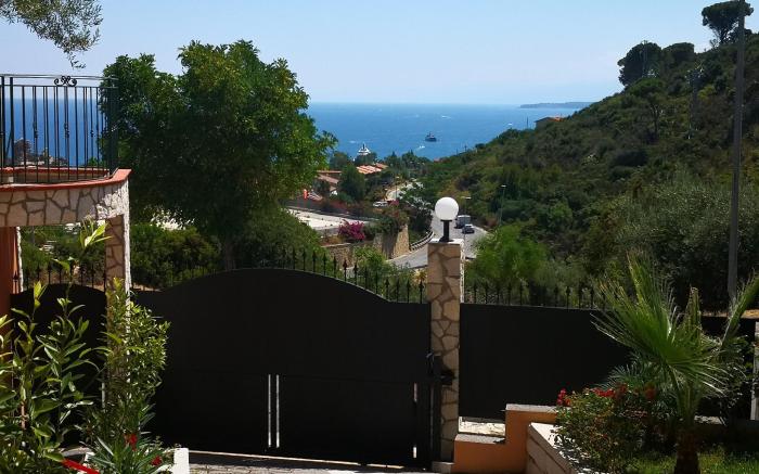 Appartamento vista mare executive