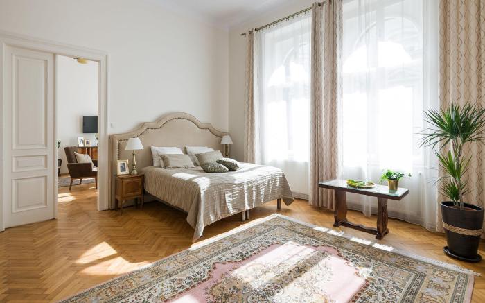 Belle Epoque I, luxury suite 50m to Main Square