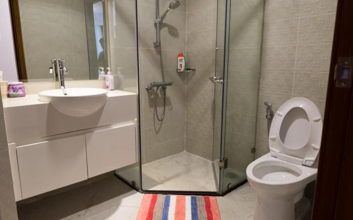 Lak's 2BR apartment at Vinhomes Central Park