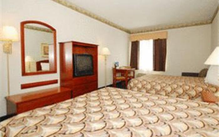 Best Western Plus New England Inn & Suites