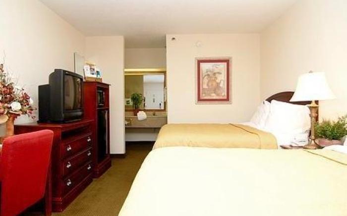 Quality Inn Pelham I-65 exit 246