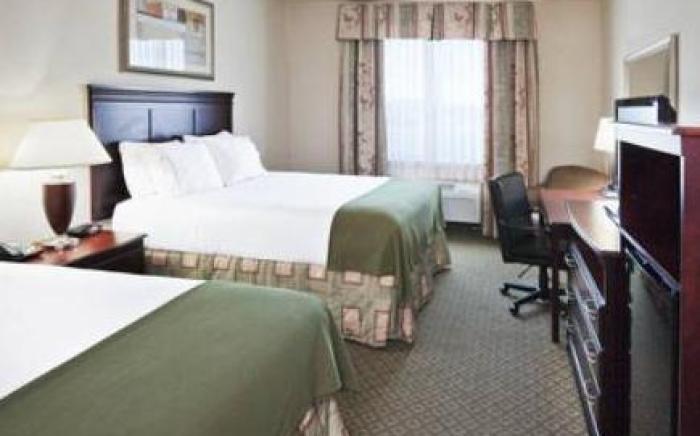 Holiday Inn Express Hotel and Suites Corsicana I-45 By IHG