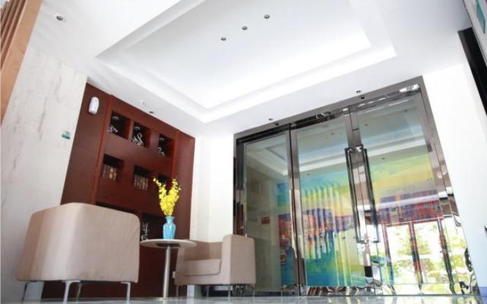 City Comfort Inn Wuhan Guanggu Minzhu Avenue NO.1 Middle School Affiliated to CCNU