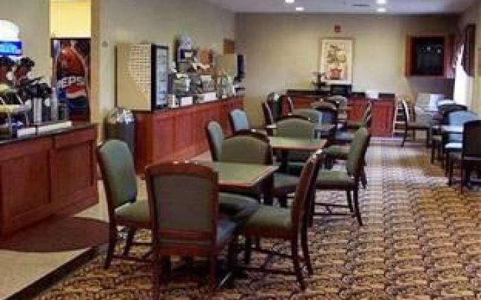 Holiday Inn Express Hotel & Suites Edmond By IHG