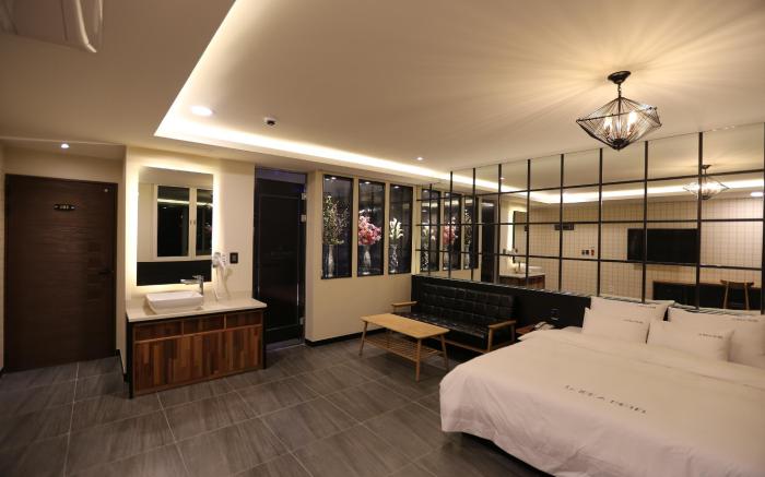 Le IDEA HOTEL