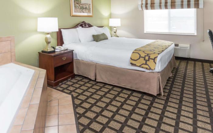 Baymont by Wyndham Fulton