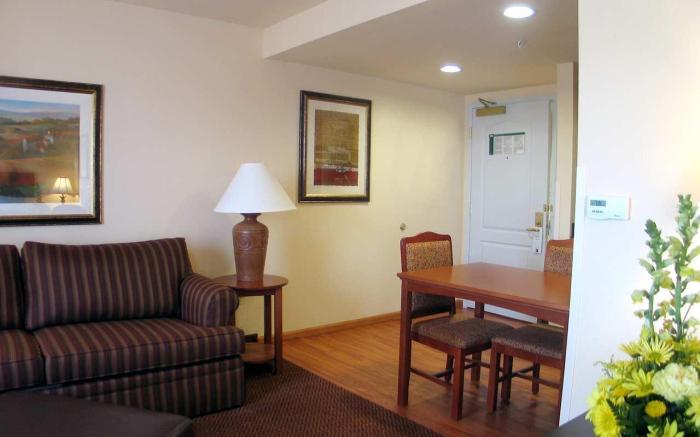 Homewood Suites by Hilton Fairfield-Napa Valley Area