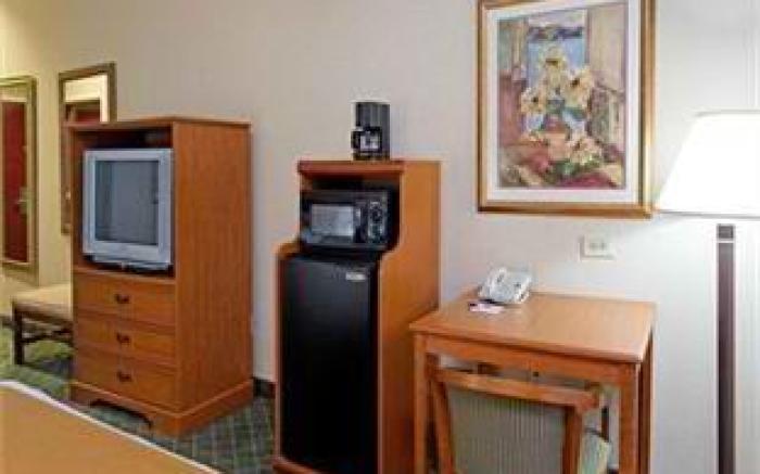 Holiday Inn Express & Suites Sylacauga By IHG
