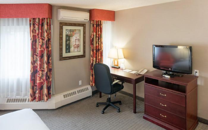 Holiday Inn Express Red Deer By IHG