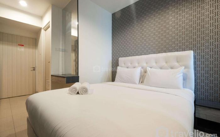 Homey Studio @ Grand Kamala Lagoon Apt By Travelio