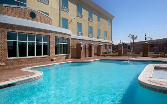 Holiday Inn Express Pearland By IHG