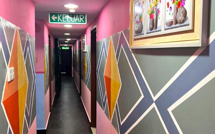 DE GLORY HOTEL USJ 21
