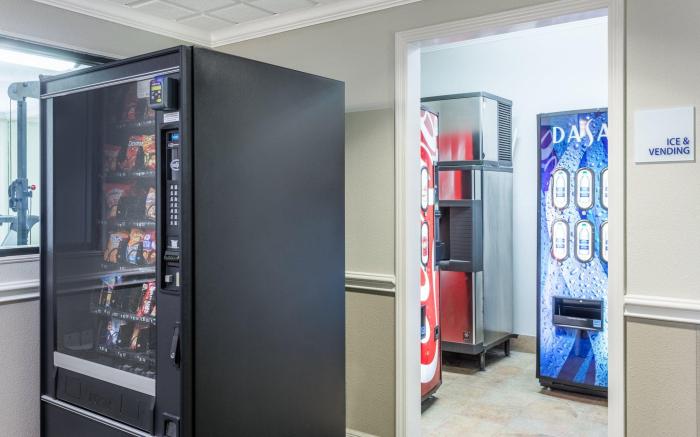 Holiday Inn Express Hotel and Suites Lake Charles By IHG