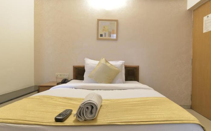 Hotel Airport Plaza