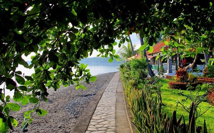 Bondalem Beach Club