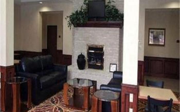 Holiday Inn Express Hotel and Suites Weslaco By IHG