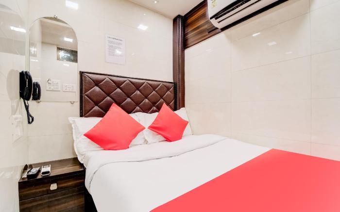 OYO 48703 Hotel Qamar