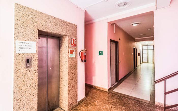 Hotel O Avni Residency