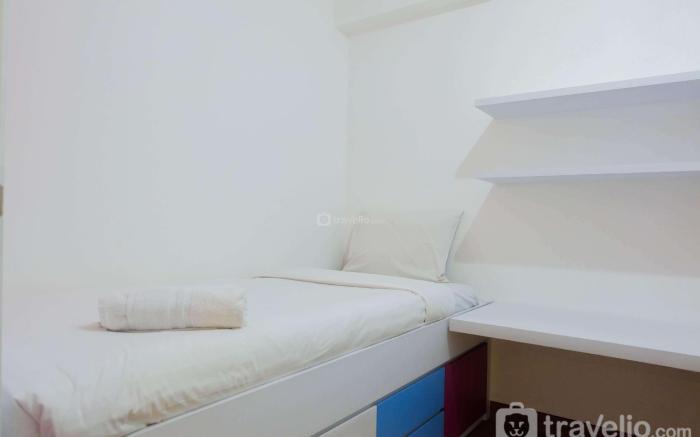 Well Furnished 2BR Bassura City Apt By Travelio